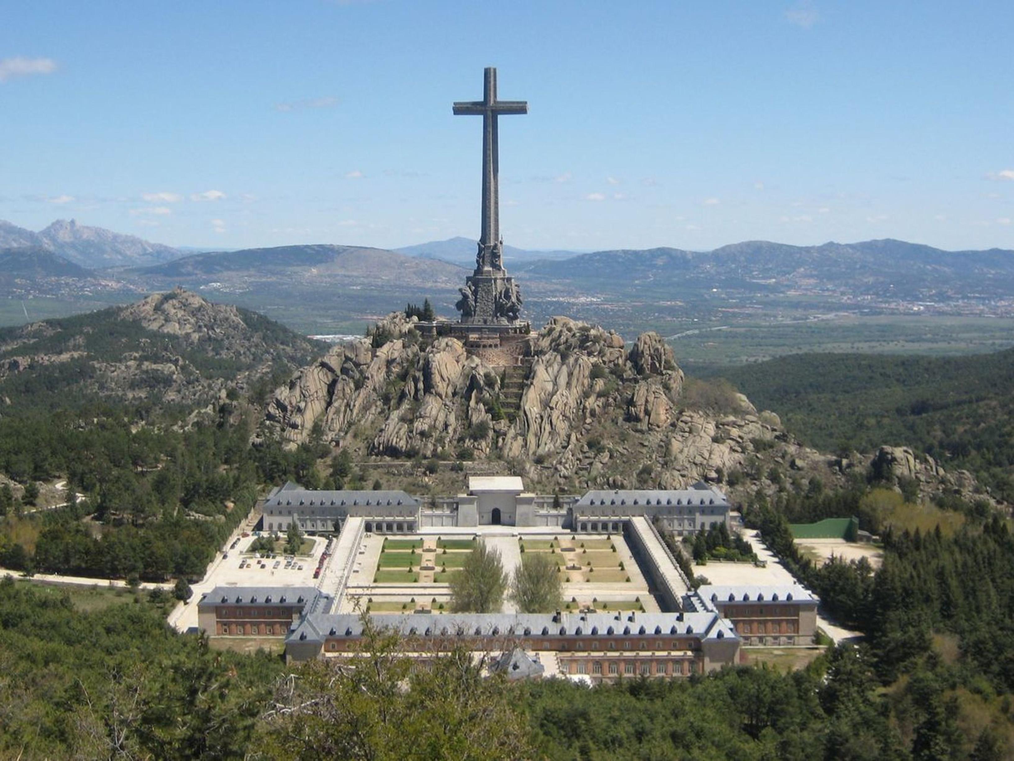 Hospedería Santa Cruz San Lorenzo de El Escorial Exterior foto