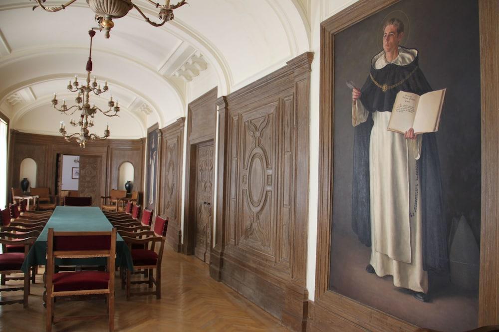 Hospedería Santa Cruz San Lorenzo de El Escorial Exterior foto